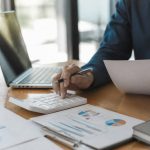 Break-even definition : comprendre le seuil de rentabilité en fiscalité et en entreprise