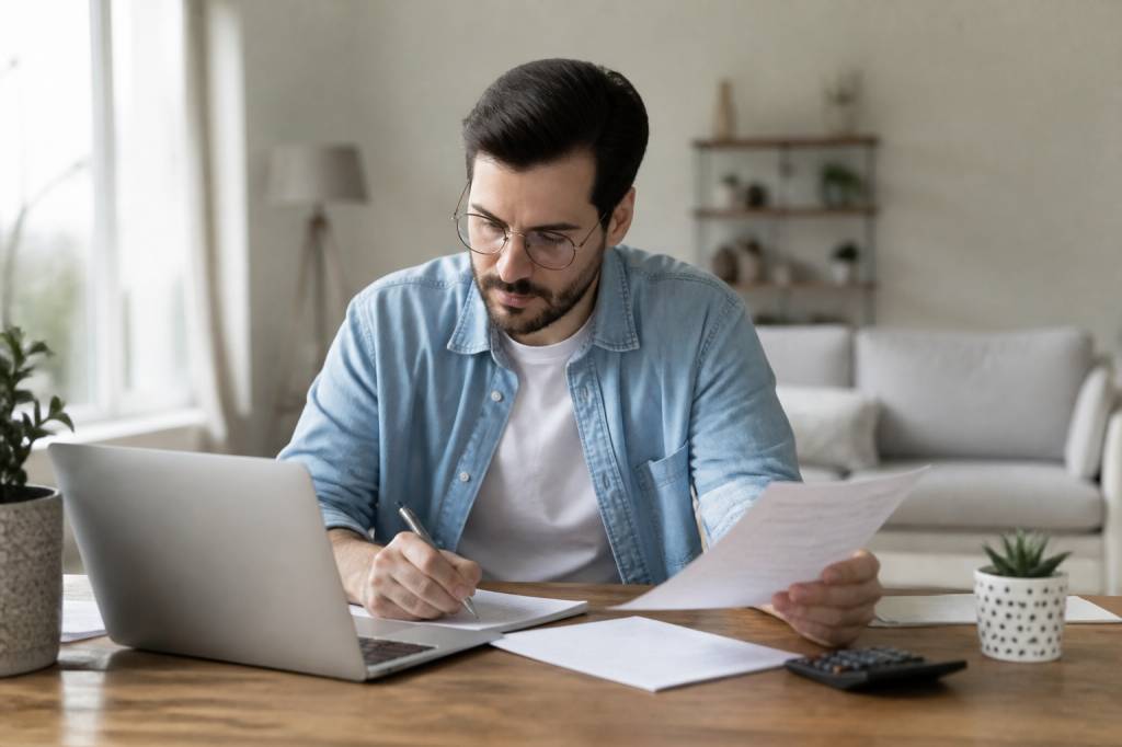 Achat comptant : avantages, inconvénients et impact fiscal pour votre patrimoine